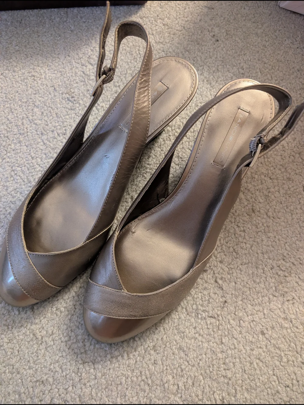 New Women’s BANDOLINO Slingback Peep-Toe Wedges In Copper